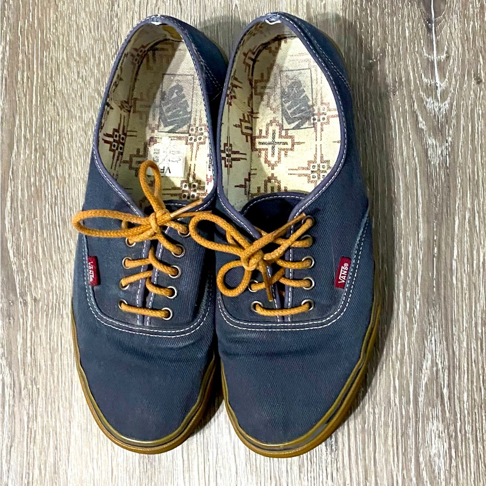 Mens Vans Tennis Shoes, Size 13